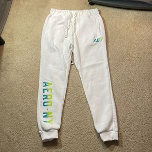 “A87” Men/White Pants